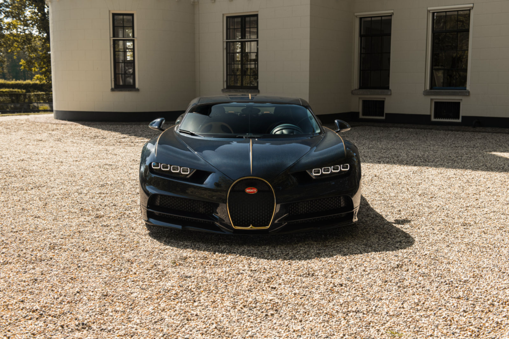 Bugatti Chiron L’Ébé: El Hipercoche Definitivo con Acabados en Oro de 24 Quilates