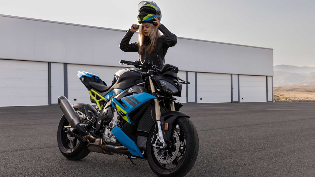 BMW S 1000 R 2025: La naked definitiva para los puristas de BMW