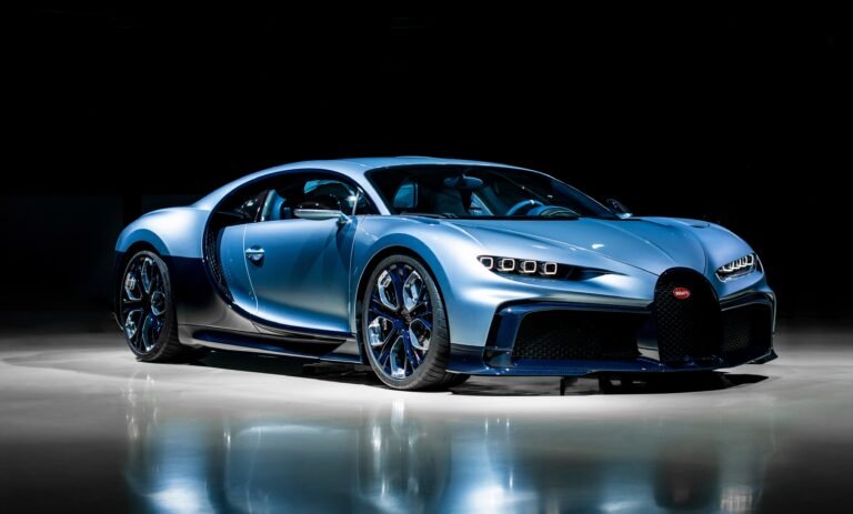 El Bugatti Chiron Profilée es un automóvil único creado para subasta, considerado una pieza histórica del automóvil moderno y uno de los Bugatti más exclusivos jamás fabricados.